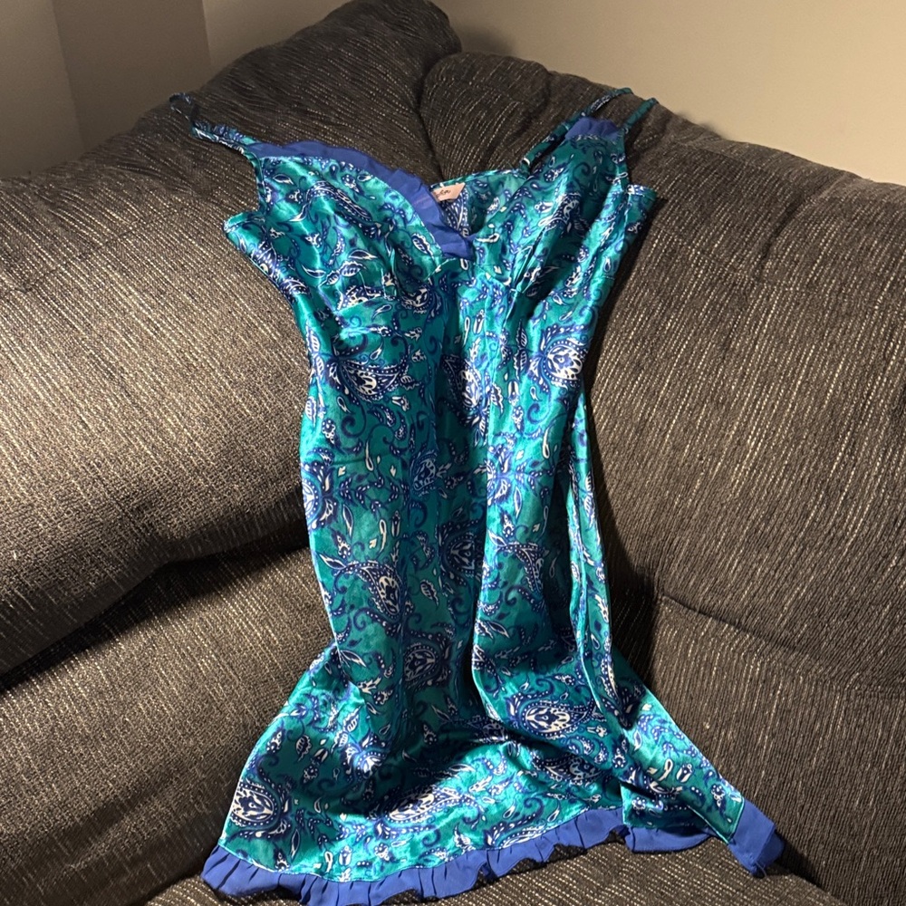 $5-Elegant Blue Paisley Mini Dress